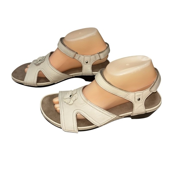 Barefoot Freedom Women's Size 8WW Extra Wide Strappy Orthopedic Sandals Leather - Picture 4 of 8